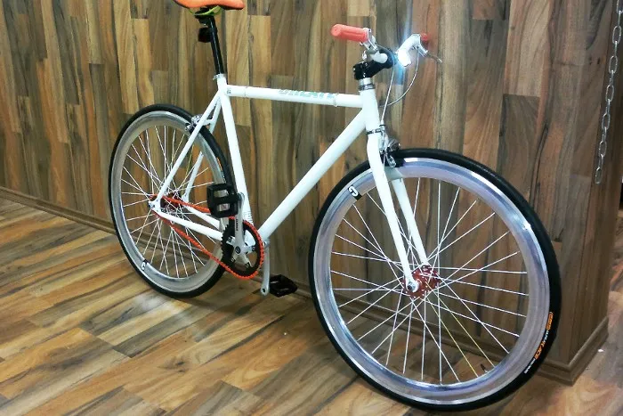 Weißes Fixie